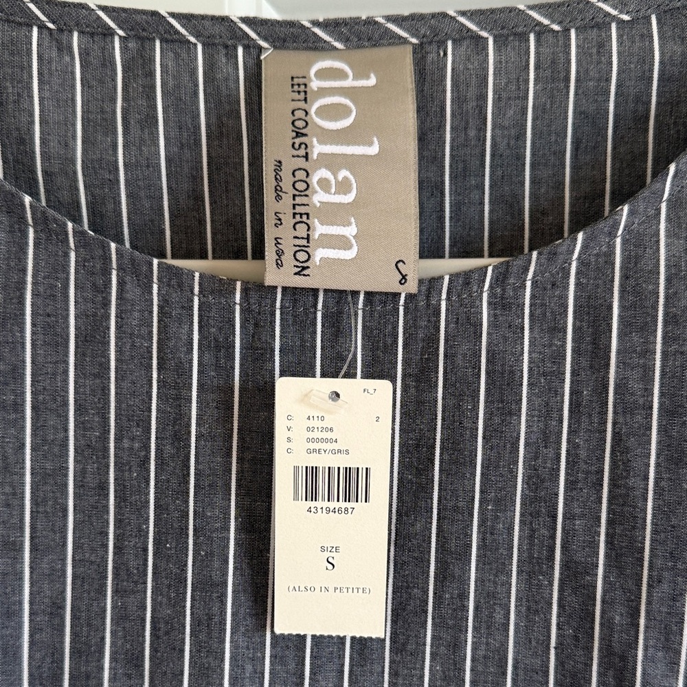 NWT Anthropologie Dolan Left Coast grey striped bell sleeve top Small - Picture 4 of 9